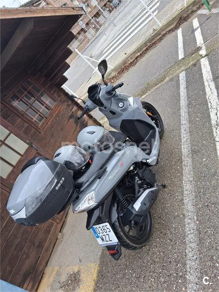 SYM Symphony ST 125 – Vista 11