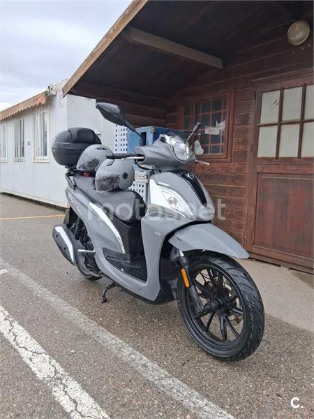 SYM Symphony ST 125 – Vista 5