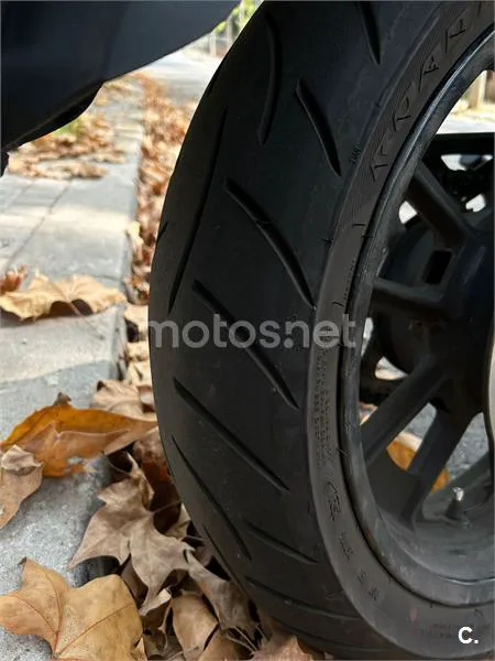 Kawasaki Vulcan S – Vista 4
