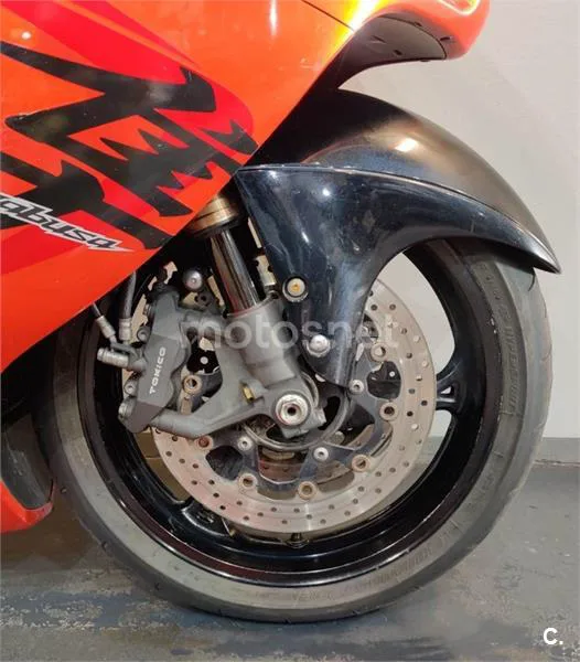 Suzuki Hayabusa – Vista 12