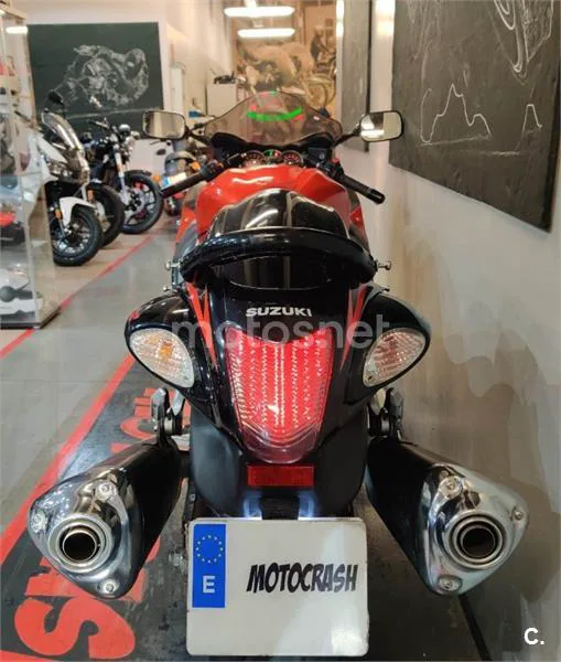 Suzuki Hayabusa – Vista 13