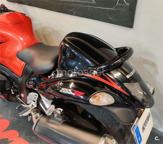 Suzuki Hayabusa – Vista 18