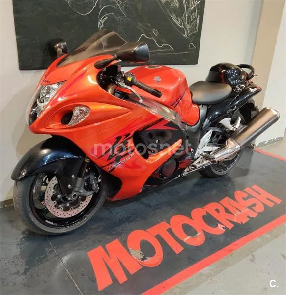 Suzuki Hayabusa – Vista 6