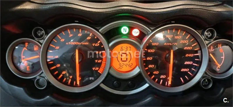 Suzuki Hayabusa – Vista 7