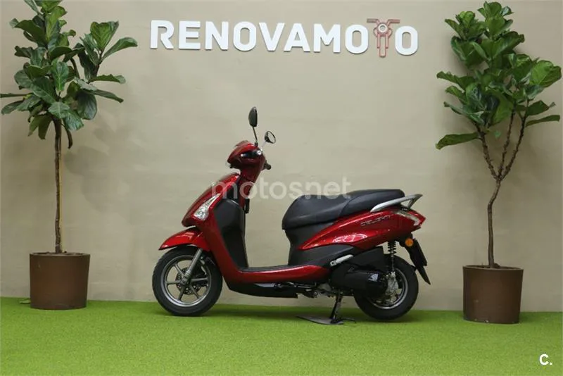 Yamaha D'elight 125 – Vista 4