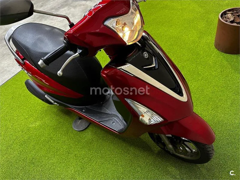 Yamaha D'elight 125 – Vista 9