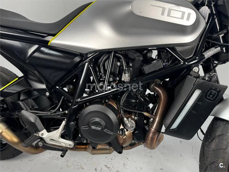 Husqvarna Vitpilen – Vista 4