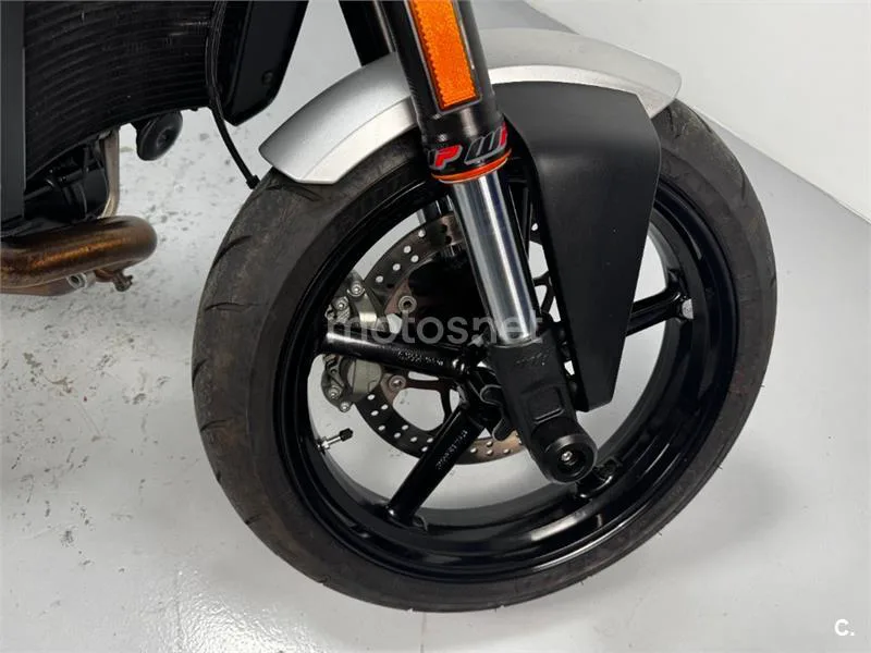 Husqvarna Vitpilen – Vista 5