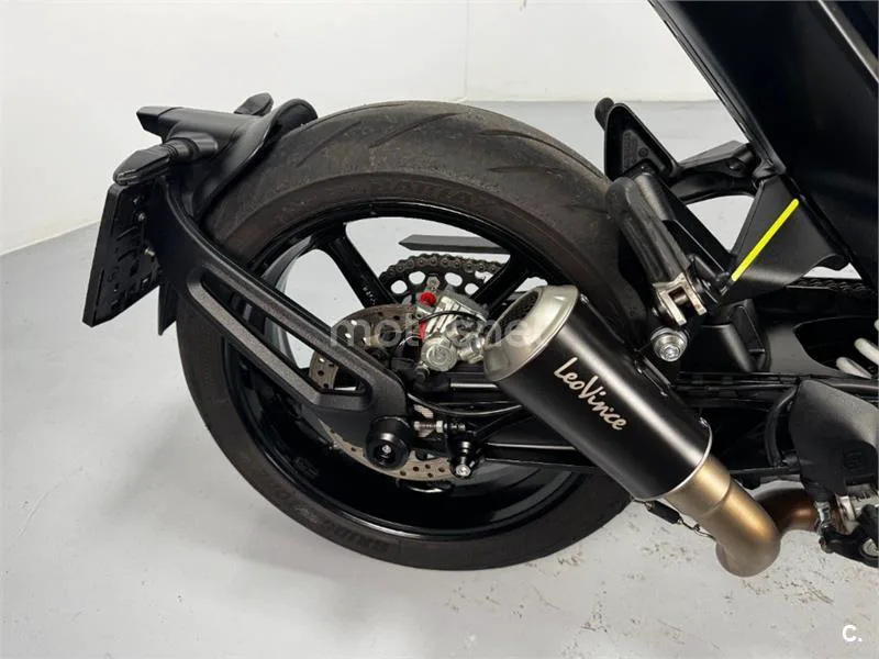 Husqvarna Vitpilen – Vista 7