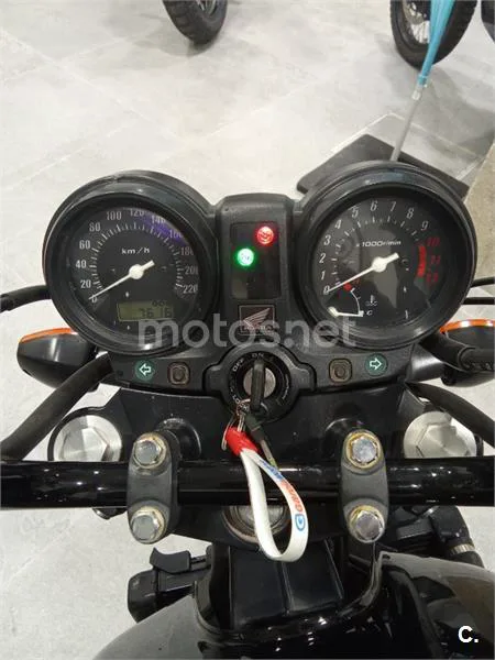 Honda CBF 500 – Vista 3