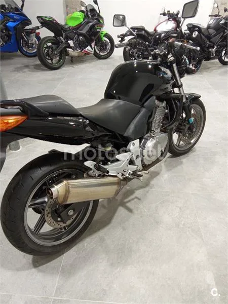 Honda CBF 500 – Vista 7