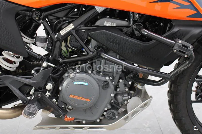 KTM 390 – Vista 10