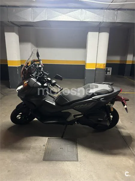 Honda ADV 350 – Vista 6