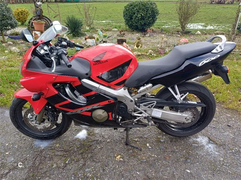 Honda CBR 600F – Vista 7
