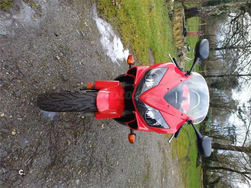 Honda CBR 600F – Vista 8