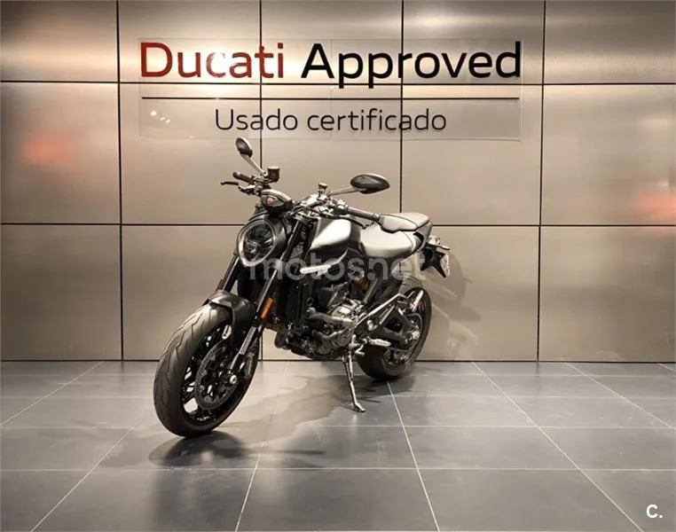 Ducati Monster – Vista 3