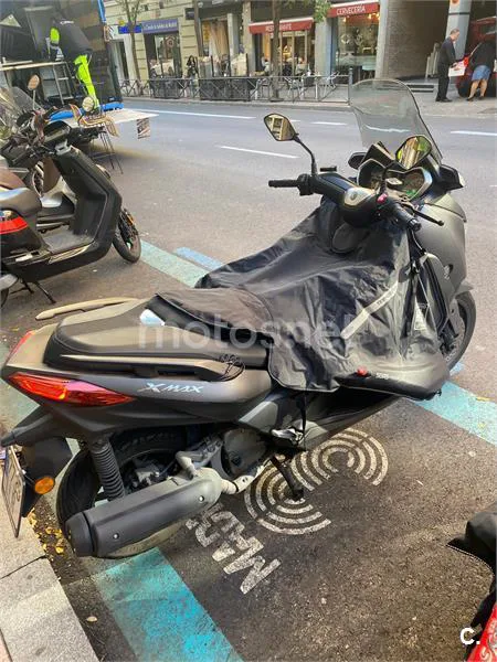 Yamaha XMAX 125 – Vista 4