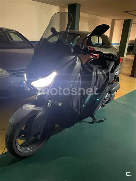 Yamaha XMAX 125 – Vista 10