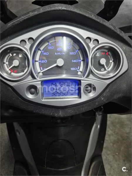 Yamaha X-CITY 250 – Vista 8