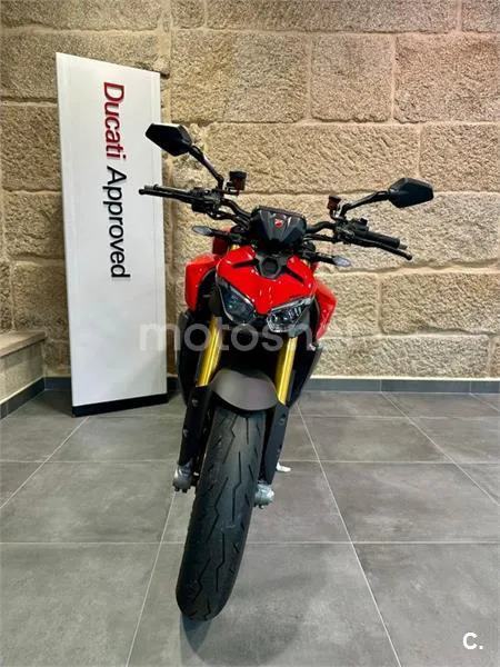Ducati Streetfighter V2 – Vista 4