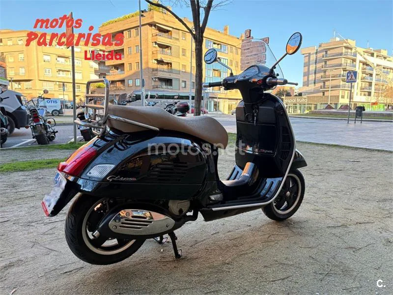 Vespa GTS Super 125 – Vista 12