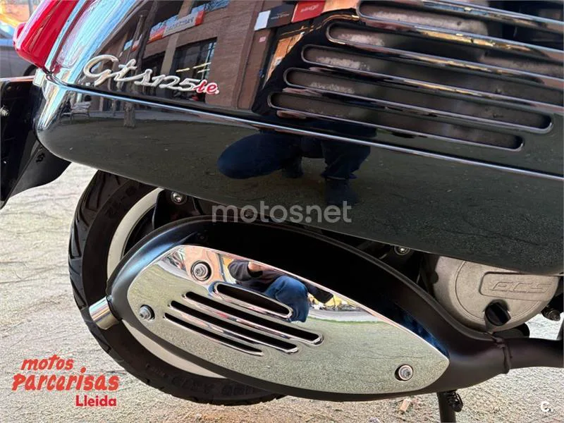 Vespa GTS Super 125 – Vista 13