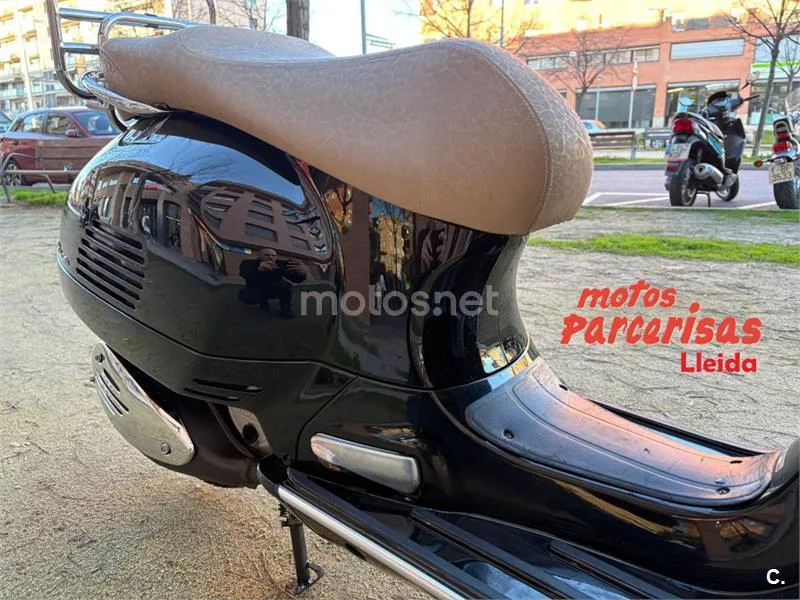 Vespa GTS Super 125 – Vista 14