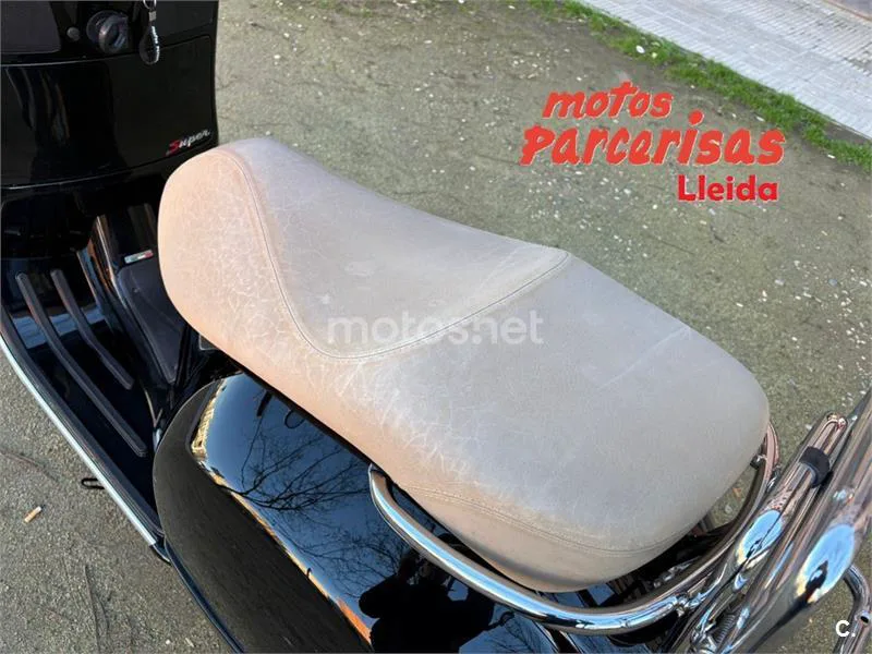 Vespa GTS Super 125 – Vista 8