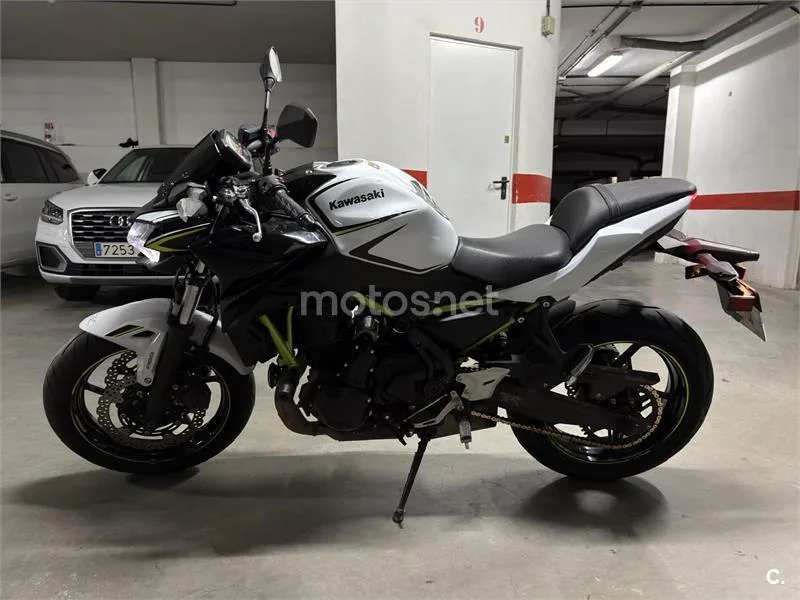 Kawasaki Z 650 – Vista 3