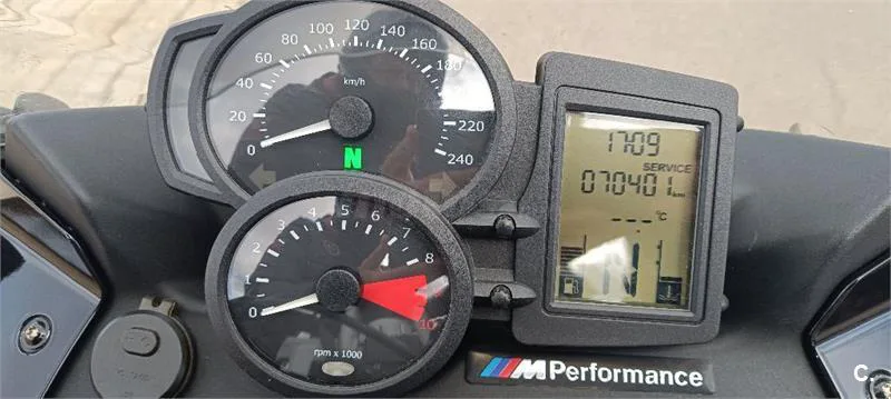 BMW F 800 ST – Vista 2