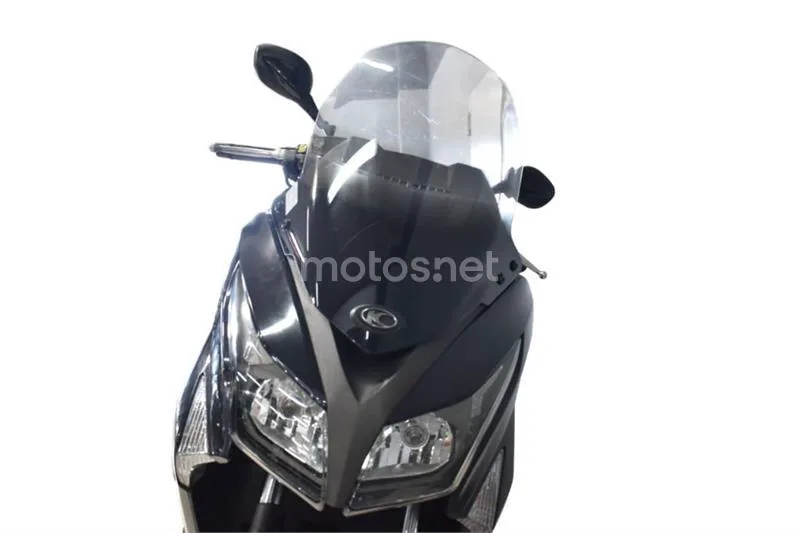 Kymco Grand Dink 300 – Vista 3