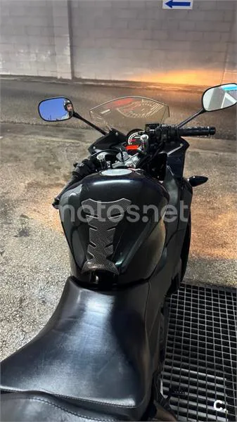 Honda CBR 125R – Vista 9