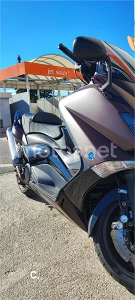 Yamaha TMAX 530 – Vista 4