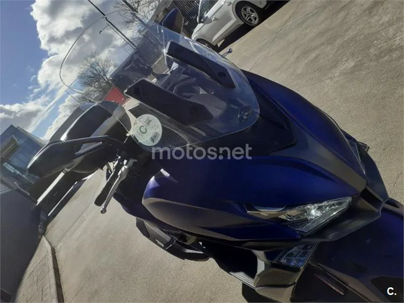Kymco Xciting S 400 – Vista 13
