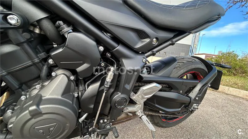 Triumph Trident 660 – Vista 8