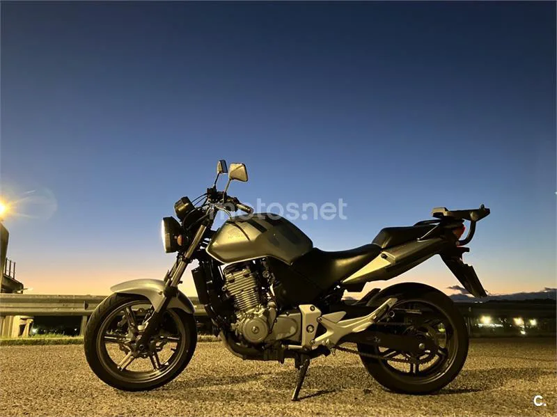 Honda CBF 500 – Vista 1