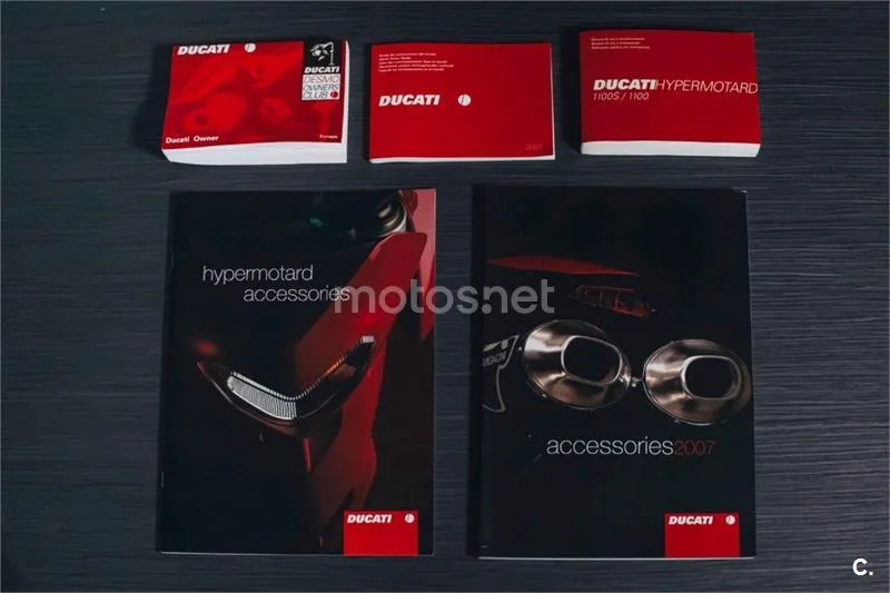 Ducati Hypermotard 1100 S – Vista 13