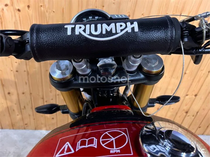 Triumph Scrambler 400 X – Vista 20