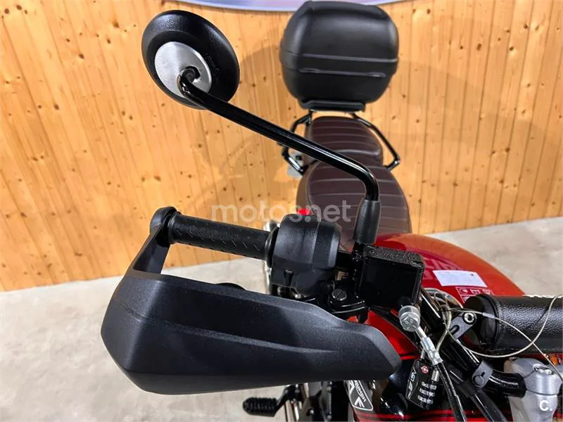 Triumph Scrambler 400 X – Vista 27