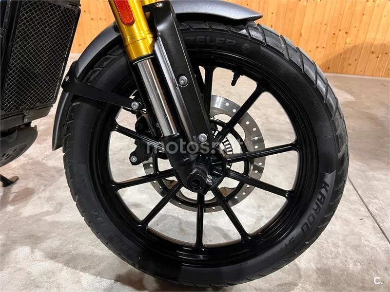 Triumph Scrambler 400 X – Vista 34