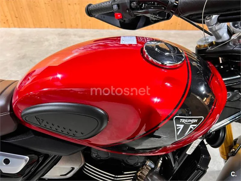 Triumph Scrambler 400 X – Vista 39