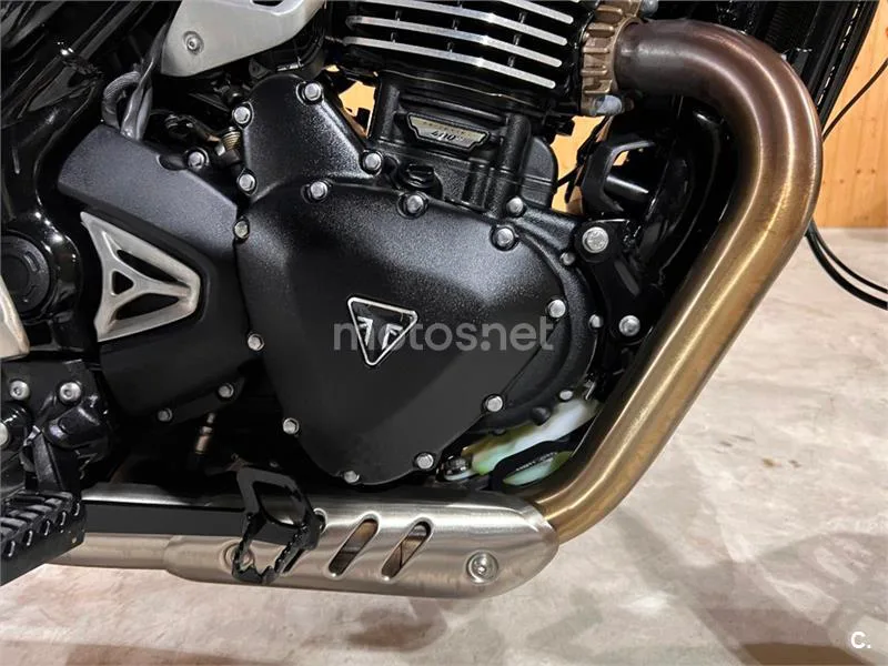 Triumph Scrambler 400 X – Vista 41
