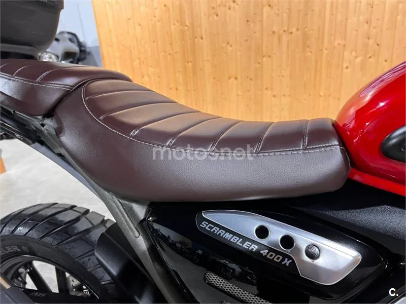 Triumph Scrambler 400 X – Vista 44