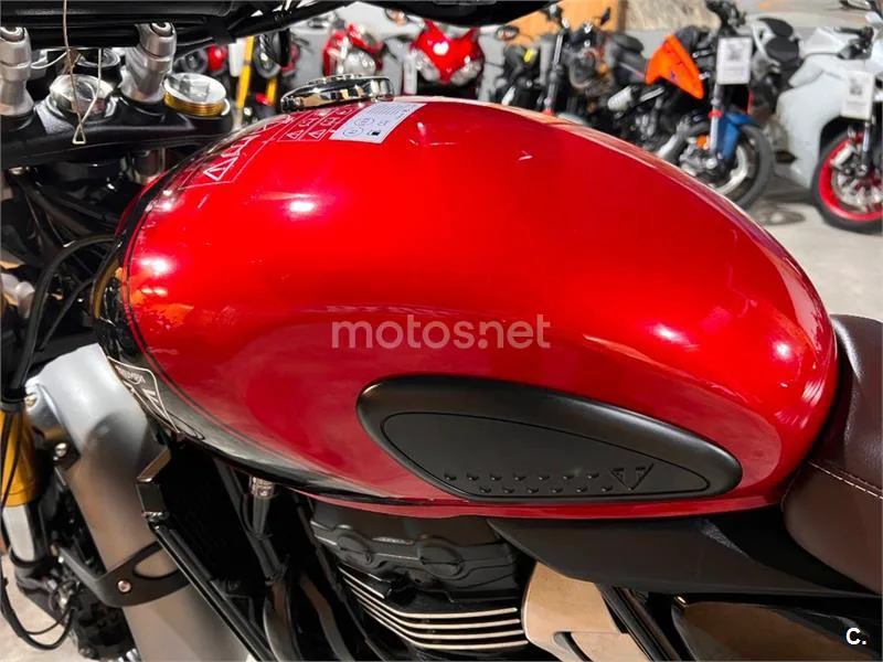 Triumph Scrambler 400 X – Vista 65