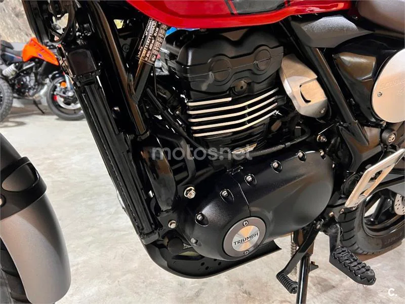 Triumph Scrambler 400 X – Vista 67