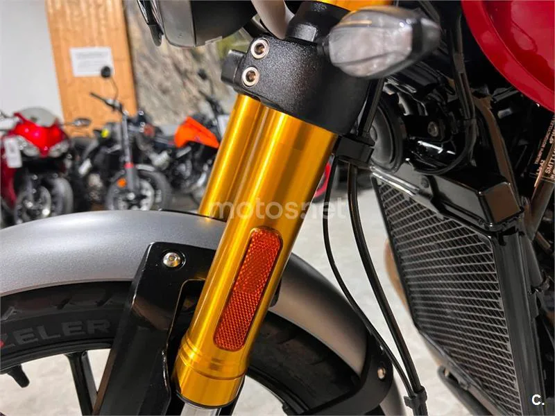 Triumph Scrambler 400 X – Vista 75