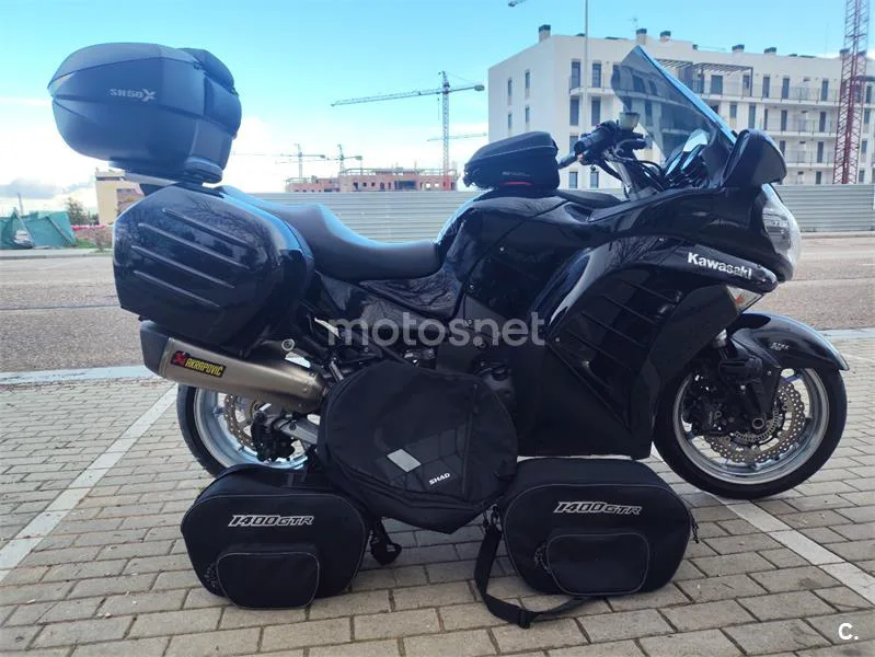 Kawasaki GTR 1400 – Vista 12