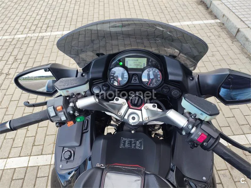 Kawasaki GTR 1400 – Vista 5