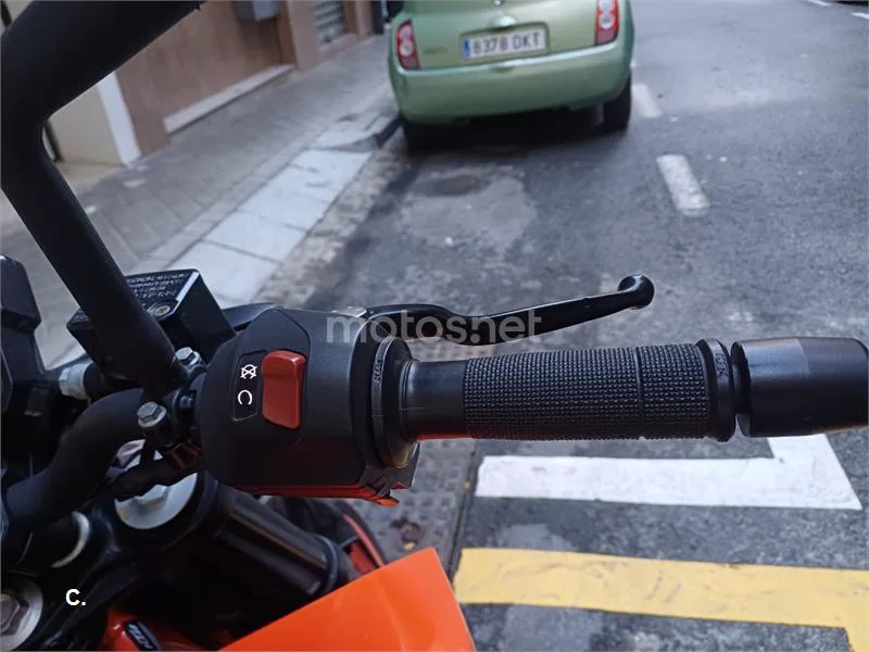 KTM 390 – Vista 10