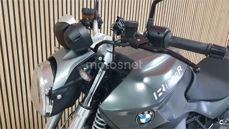 BMW R 1200 R – Vista 24